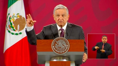 AMLO critica qué medios den vuelo al escenario catastrófico de Gatell