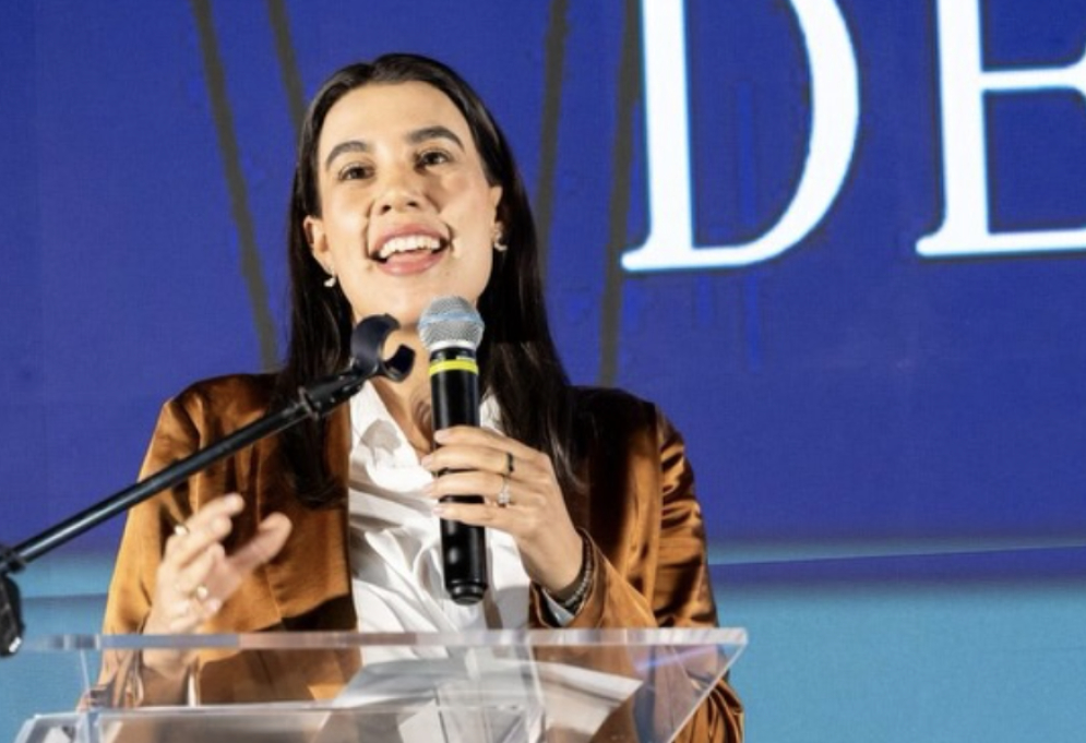 Reporta Sectur 98.2 millones de turistas internacionales durante el 2025