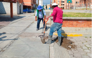 CAPAMH realiza reparación de fugas de agua y reconexiones
