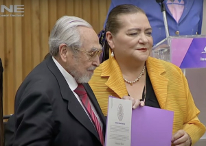 Bernardo Bátiz justifica acordeones en la elección judicial: “era para orientación del voto”