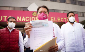 “Se acabaron los presidentes compadres”, dice Mario Delgado