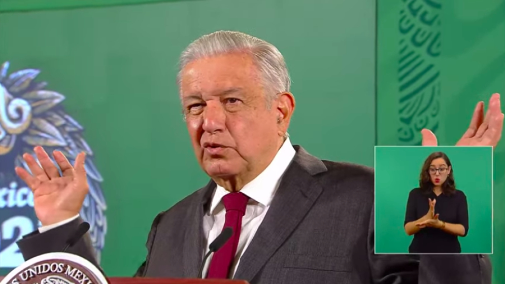 AMLO mantiene postura contra la UNAM; la acusa de haberse derechizado