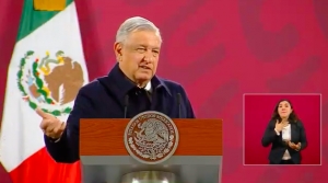 Desmiente AMLO su vacunación; afirma que lo hará en marzo