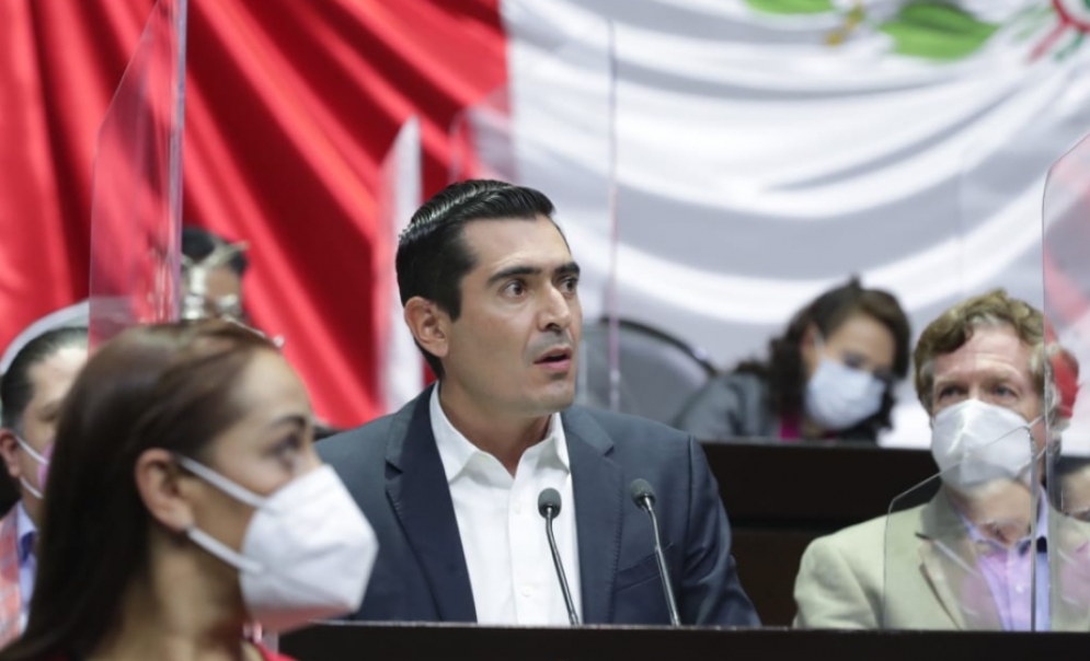 Rigoberto Mares, diputado