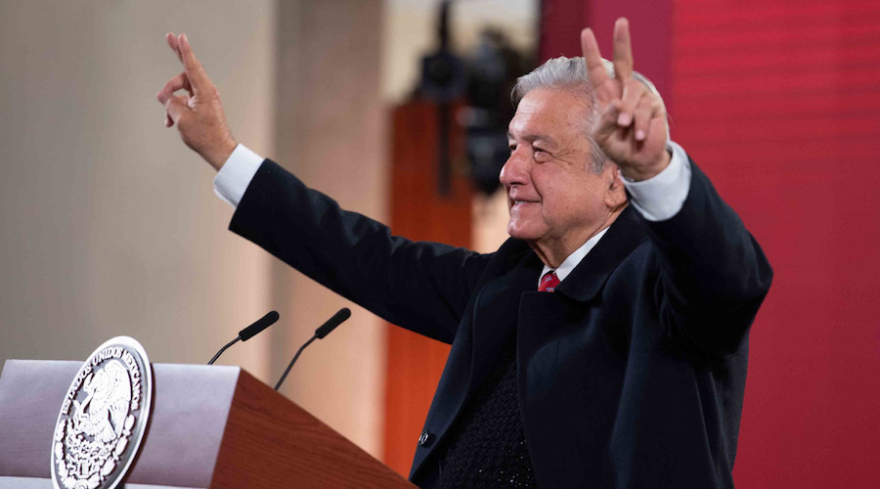 ¡De locura! Mexicana pide celebrar el natalicio de AMLO con día feriado