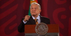 Advierte AMLO a empresas privadas: no van a disponer del litio, no se hagan ilusiones