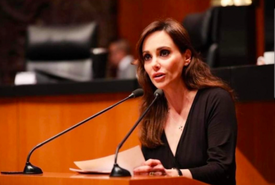 Lilly Téllez se pitorrea por fichaje de AMLO con Quirino: Don dinero va primero