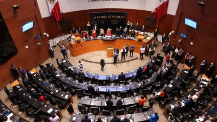 Senadores del PAN denunciarán penalmente a cercanos de AMLO por "El Rey del Cash"