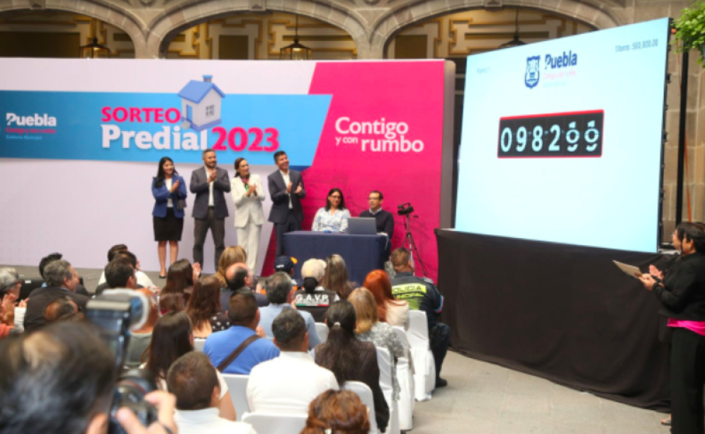 Realizan el Sorteo Predial 2023.