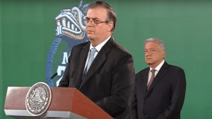 Eligen a Ebrard persona del año en EU por su lucha contra las armas