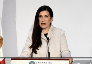 Llama Kenia López Rabadán a la unidad tras asesinato de Carlos Manzo: “La división solo ayuda a los criminales, dijo”