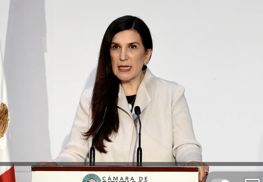 Llama Kenia López Rabadán a la unidad tras asesinato de Carlos Manzo: “La división solo ayuda a los criminales, dijo”