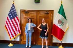 Polemizan en Twitter por vestimenta de Tatiana Clouthier durante visita de trabajo a EEUU